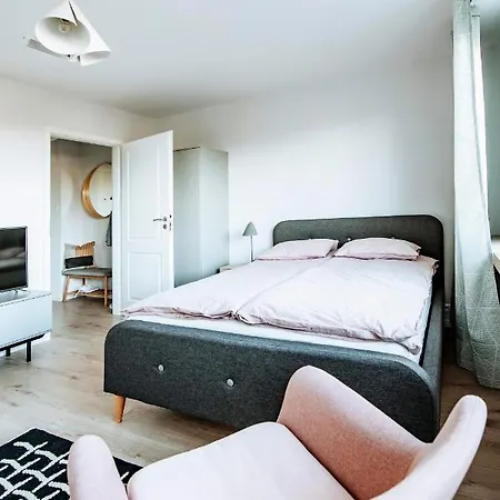 Square גדינייה